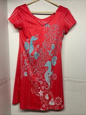 MISS VERSA | beautiful Fidji Paradise des horse lined dresses